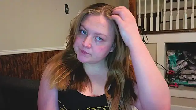 PhatAssBlond online show from February 2, 4:27 pm