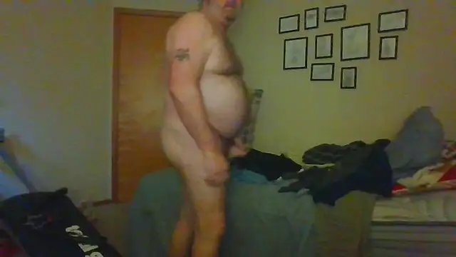 Snapshot of Doherty10 chatting on April 25, 7:33 pm Doherty10 online show from April 25, 7:33 pm