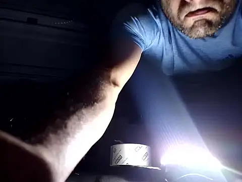 Snapshot of Amarok39 chatting on March 22, 11:53 am Amarok39 online show from March 22, 11:53 am