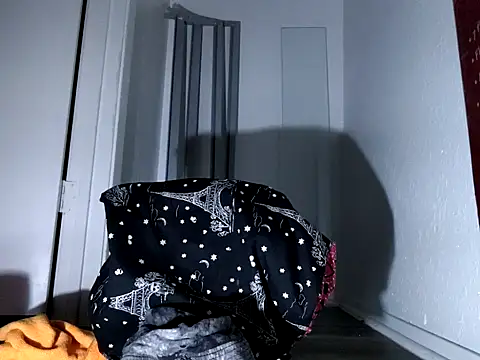 Snapshot of Amarok39 chatting on October 4, 2:37 pm Amarok39 online show from October 4, 2:37 pm