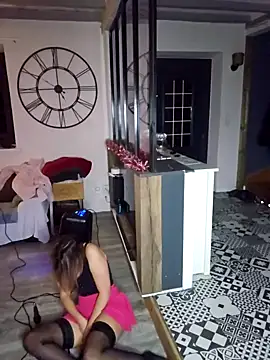 Snapshot of Jade_Emeraud chatting on January 4, 12:05 am Jade Emeraud online show from January 4, 12:05 am