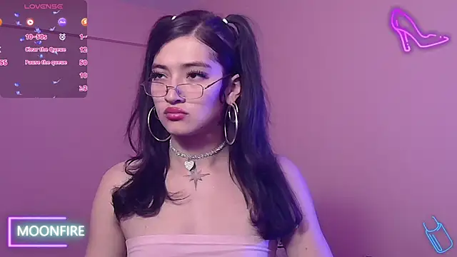 moonfiredancer online show from November 25, 4:12 am