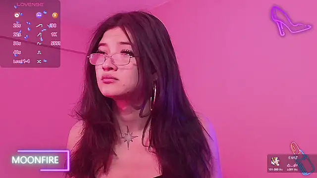 moonfiredancer online show from November 26, 7:48 pm