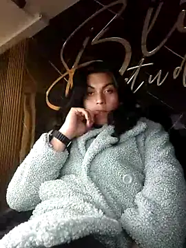 Snapshot of Ariana_Rodriguez_ chatting on March 12, 6:40 am Ariana Rodriguez online show from March 12, 6:40 am
