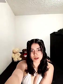 Snapshot of Rubi_Sky chatting on January 6, 1:31 am Rubi Sky online show from January 6, 1:31 am