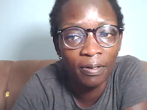 Snapshot of Sexy-BlackGold chatting on November 13, 7:57 pm Sexy-BlackGold online show from November 13, 7:57 pm