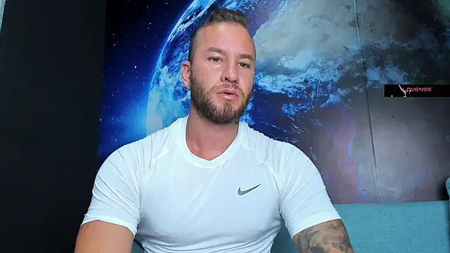 delessandro world online show from February 21, 10:00 pm