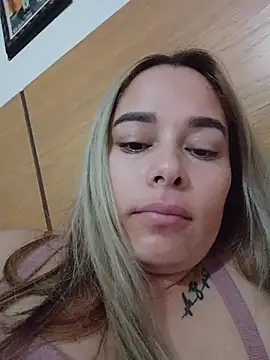 Snapshot of Amelia1_ chatting on June 13, 11:52 am Amelia1 online show from June 13, 11:52 am