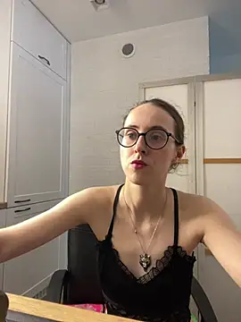 Snapshot of MartiniiSelenna chatting on July 14, 10:21 am MartiniiSelenna online show from July 14, 10:21 am