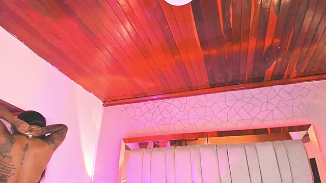 Snapshot of AngelineHeet chatting on January 23, 3:58 am AngelineHeet online show from January 23, 3:58 am