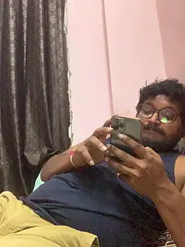 Snapshot of Yours_Teluguboii chatting on August 4, 7:16 pm Yours Teluguboii online show from August 4, 7:16 pm