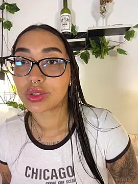 melanieecox online show from May 28, 9:34 pm