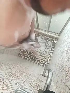 Snapshot of Afrikaner007 chatting on February 28, 11:14 am Afrikaner007 online show from February 28, 11:14 am