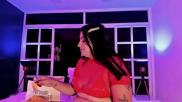 Snapshot of sabrinamilani chatting on January 29, 3:44 am sabrinamilani online show from January 29, 3:44 am