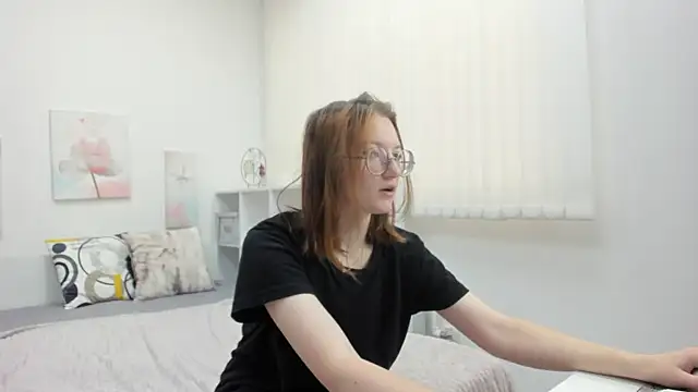 Snapshot of Fiery_mary chatting on May 27, 5:04 am Fiery mary online show from May 27, 5:04 am