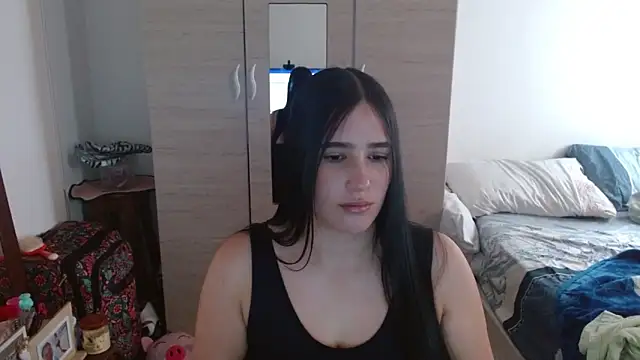 Naomi D online show from May 4, 4:03 pm