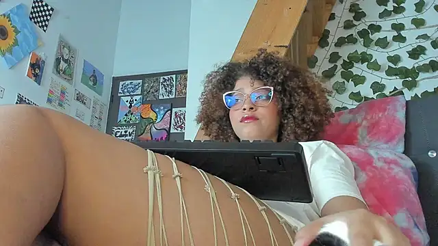 Snapshot of Ada_gales_ chatting on December 6, 2:46 am Ada gales  online show from December 6, 2:46 am