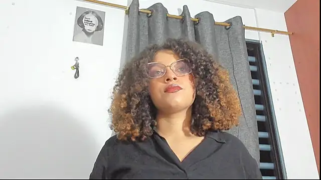 Ada gales  online show from November 24, 4:45 am