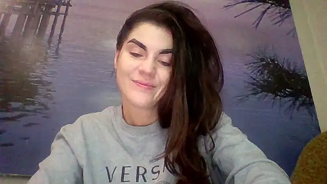 Snapshot of AliceTailor chatting on April 21, 5:14 am AliceTailor online show from April 21, 5:14 am