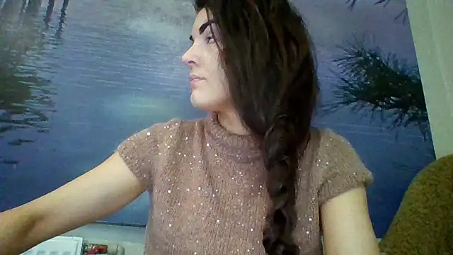 Snapshot of AliceTailor chatting on May 18, 5:24 am AliceTailor online show from May 18, 5:24 am