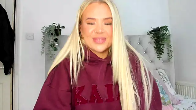 Alexia-Lee online show from February 7, 10:40 am