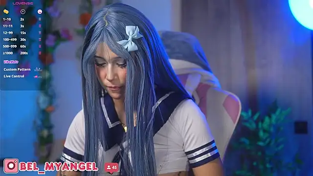 Snapshot of Bella-Franco chatting on October 30, 8:31 pm Bella-Franco online show from October 30, 8:31 pm