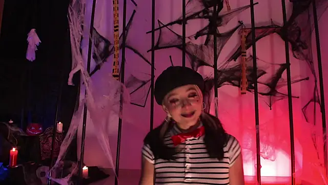 Snapshot of penny_sweett_ chatting on October 11, 12:21 am penny sweett  online show from October 11, 12:21 am