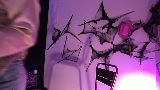 Snapshot of penny_sweett_ chatting on October 12, 11:26 pm penny sweett  online show from October 12, 11:26 pm