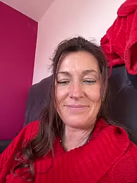 Lwhite1 online show from March 26, 4:12 pm