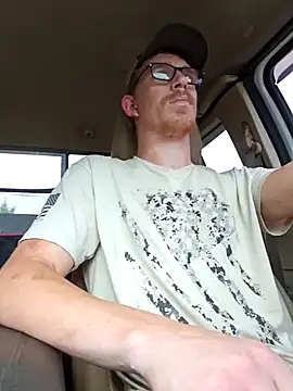 Snapshot of REDHAMMER_ chatting on October 13, 8:20 pm REDHAMMER online show from October 13, 8:20 pm