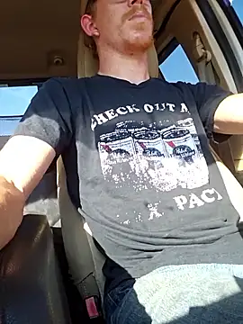 Snapshot of REDHAMMER_ chatting on October 16, 8:10 pm REDHAMMER online show from October 16, 8:10 pm