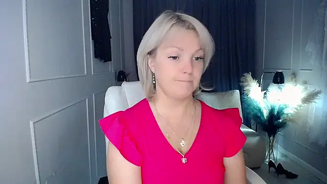 Juarnea online show from October 8, 8:39 pm