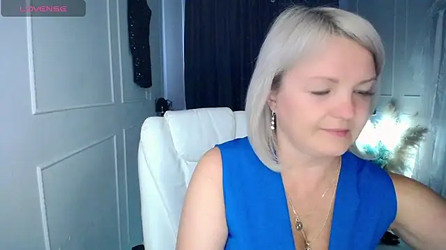 Juarnea online show from March 23, 12:09 pm