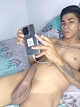 Snapshot of Eduardomieres chatting on January 8, 8:18 pm Eduardomieres online show from January 8, 8:18 pm