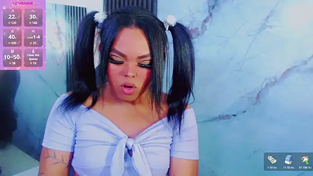 KayleighDreams  online show from March 23, 9:19 pm