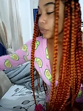 Snapshot of isabellehaynes chatting on December 4, 4:22 am isabellehaynes online show from December 4, 4:22 am