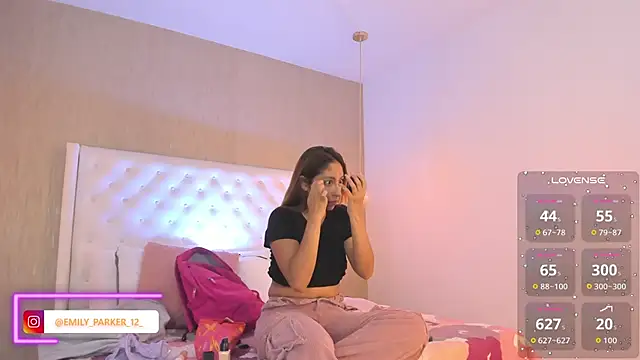 emily parkerr online show from April 19, 4:50 pm