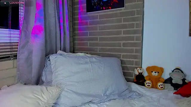 liam oficial02 online show from April 8, 2:44 am