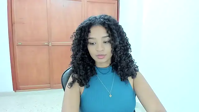 Snapshot of avellanatammy chatting on December 10, 12:17 am avellanatammy online show from December 10, 12:17 am