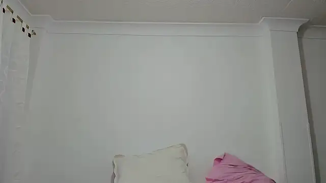 Snapshot of avellanatammy chatting on February 11, 11:33 pm avellanatammy online show from February 11, 11:33 pm