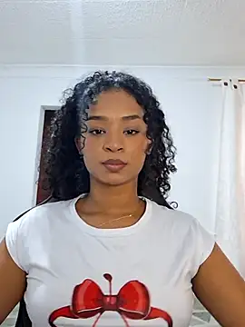 Snapshot of avellanatammy chatting on July 28, 8:52 pm avellanatammy online show from July 28, 8:52 pm
