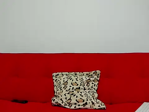 Snapshot of SamanthaBeke chatting on April 22, 2:29 pm SamanthaBeke online show from April 22, 2:29 pm