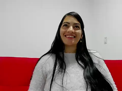 Snapshot of SamanthaBeke chatting on May 3, 4:18 am SamanthaBeke online show from May 3, 4:18 am