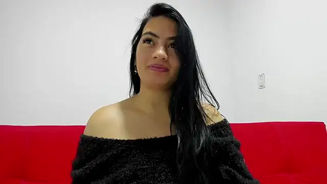 Snapshot of SamanthaBeke chatting on May 18, 4:07 am SamanthaBeke online show from May 18, 4:07 am