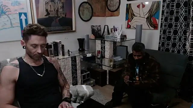 Snapshot of ShiaWay chatting on January 29, 2:42 pm ShiaWay online show from January 29, 2:42 pm