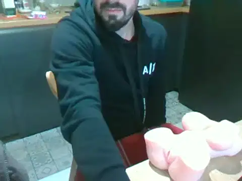 giorgakaci69 online show from December 9, 8:01 pm