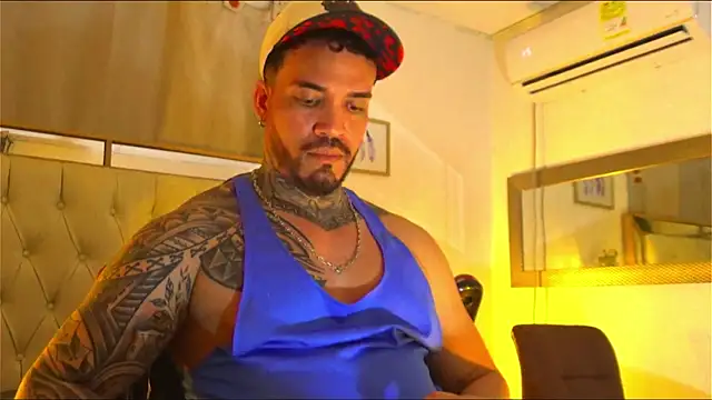 Angel sex latin online show from December 25, 9:02 am