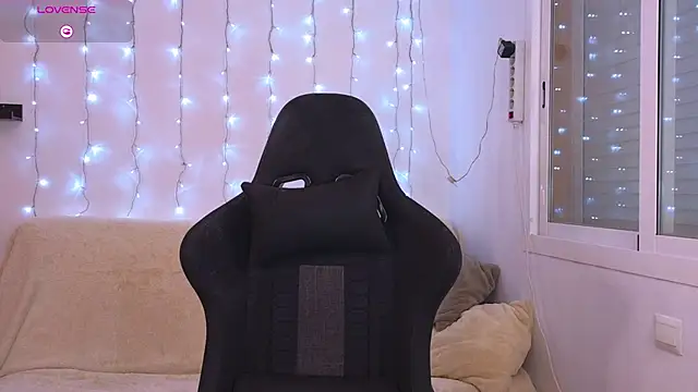 Karinchik  online show from March 19, 7:06 pm