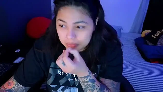 miacanela xo online show from April 9, 12:21 am