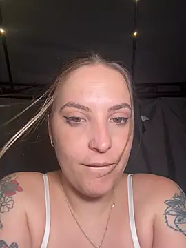 Snapshot of LiliMorganxxx chatting on July 13, 8:44 pm LiliMorganxxx online show from July 13, 8:44 pm